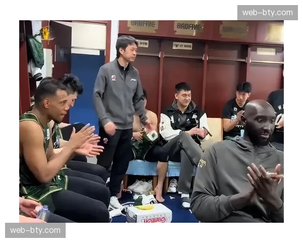 同曦更衣室矛盾影响场上表现 球员信任度降至赛季最低